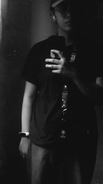 #Capricorn #Dog_lover #Ocean_person #Up_for_anything