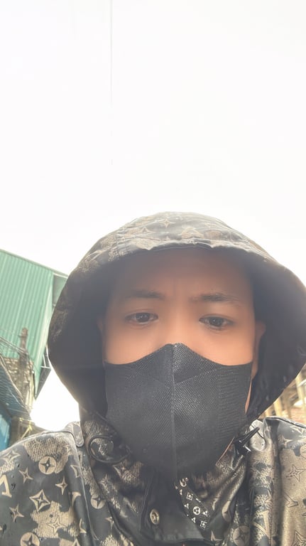 #Libra #Cat_lover #Foodie #Mediterranean_diet #Indie_Music #Guitar_Player