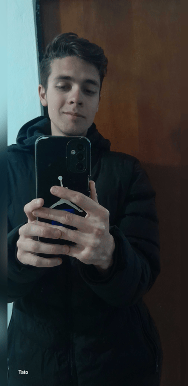 #Gemini #Cat_lover #Dog_lover #Rock_Music #Fishing #LoL