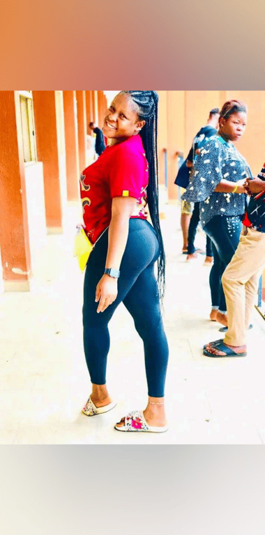 #Leo #Foodie #Up_for_anything #Reading