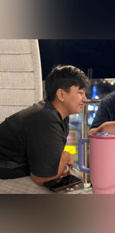 #Aquarius #Dog_lover #Serious_Relationship #Netflix