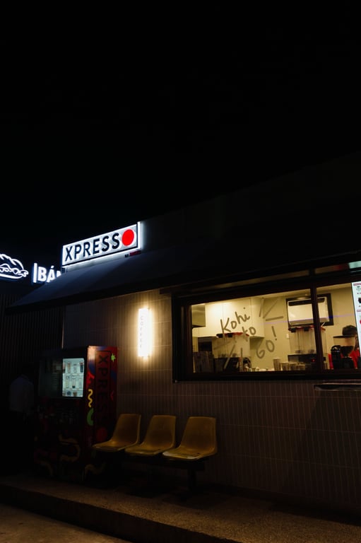 #Libra #Foodie #Dog_lover #Netflix