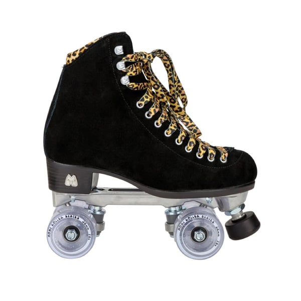 Moxi Skates Panther Set Side