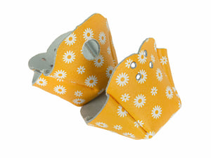 Chaya Flowers - Toe guards 