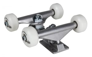 Sushi Undercarriage Kit 5.25 x 52mm x Abec 5 - Complete Skateboard set trucks lagers en wielen