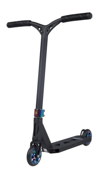 striker-lux-youth-pro-scooter-3s (1) Striker Youth Black Rainbow stuntstep