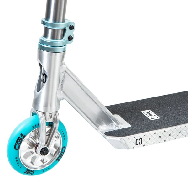 Core CG1 scooter front