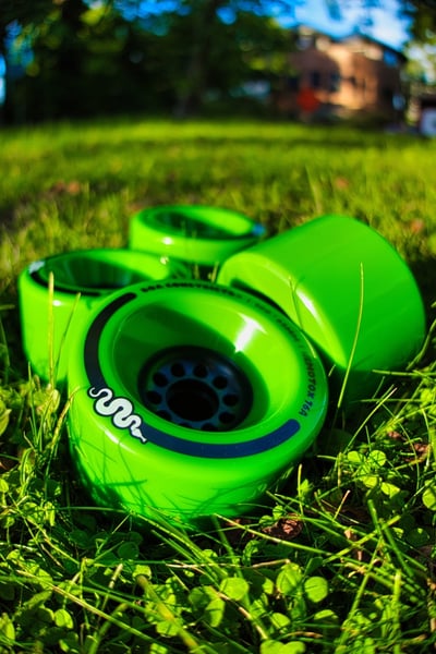 Boa Constrictor longboard wheels green