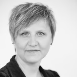 Ewa Kaluzinska - industry