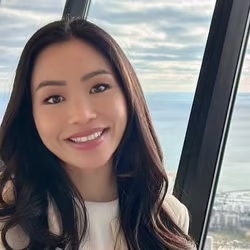 Jinny Hong -  industry in Toronto ON