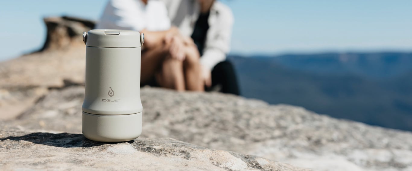 FOOD CONTAINER