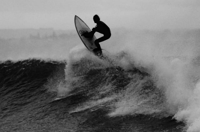 surfer blocked ear moisture and hearing aids beating sydney humidity and summer sweat the audiology place