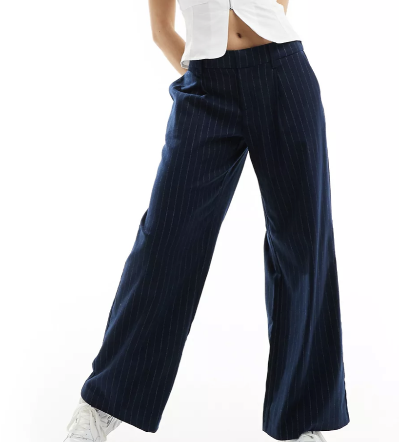 Hollister low rise tailored wide leg trouser in navy stripe
