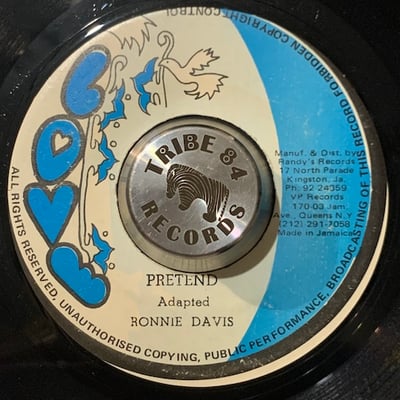 Ronnie Davis - Pretend picture 2