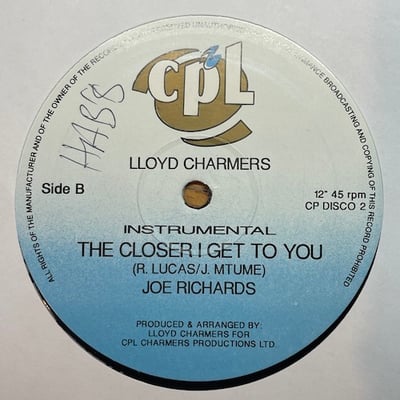 Dennis Brown, Janet Kay - The Closer I Get To You picture 2