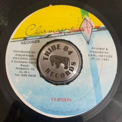 Luciano - Ebony & Ivory picture 2