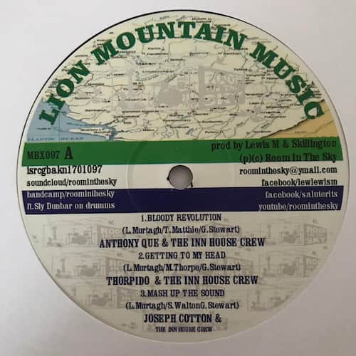 Anthony Que – Bloody Revolution