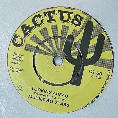 Gregory Isaacs - Looking Back picture 2