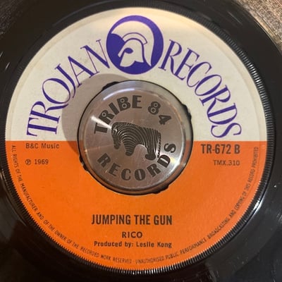 The Pioneers, Rico Rodriguez - Long Shot Kick The Bucket / Jumping The Gun picture 3