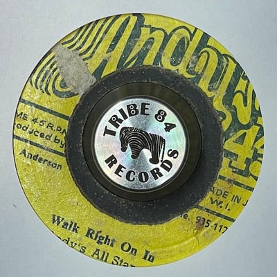 Gregory Isaacs - Open The Door To Your Heart picture 2