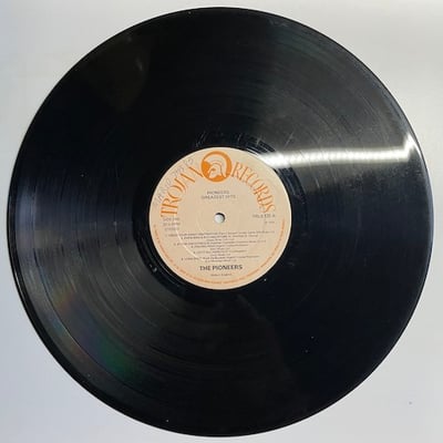 The Pioneers - The Pioneers Greatest Hits picture 3