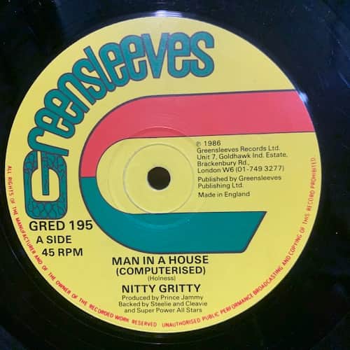 Nitty Gritty – Man In A House