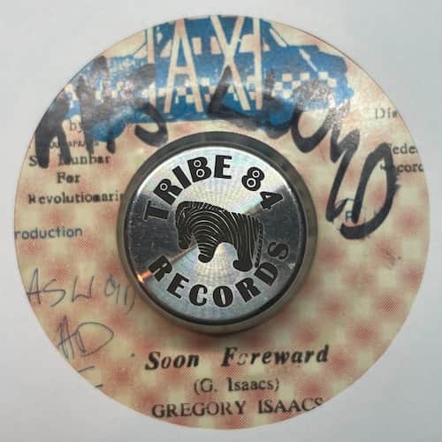 Gregory Isaacs – Soon Forward