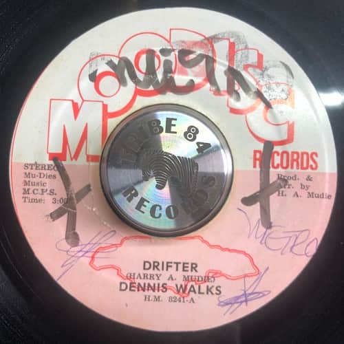 Dennis Walks – Drifter