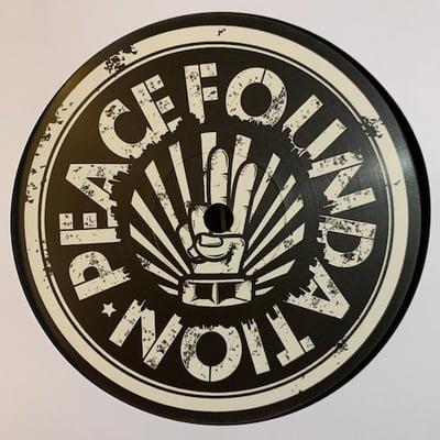 Sr. Wilson, Ras Divarius, Humble O, Little Sun - Pull Up Riddim picture 4