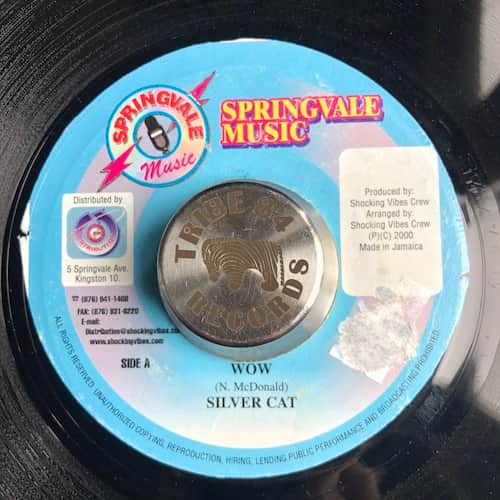 Silver Cat – Wow