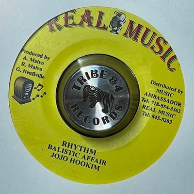 Sizzla - Live Up picture 2