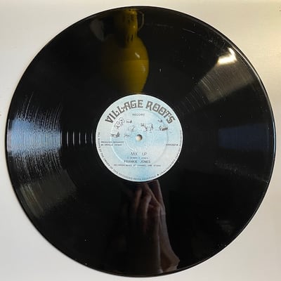 Frankie Jones - Mix Up picture 2