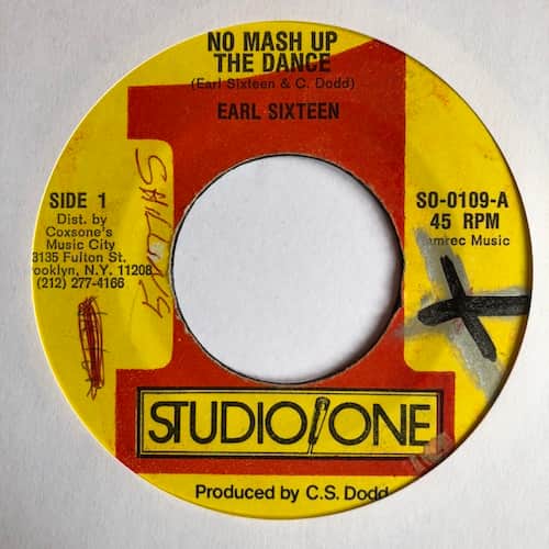 Earl Sixteen – No Mash Up The Dance