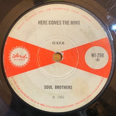 Lee Perry, The Soulettes, The Soul Brothers - Rub And Squeeze / Here Comes The Minx picture 2