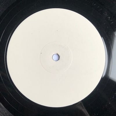 Barrington Levy, New Roy - Don't Push That Man picture 2