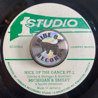 Michigan & Smiley - Nice Up The Dance picture 2