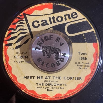 Lloyd & The Groovers, Lynn Taitt Band, The Diplomats, Lynn Taitt Band - Do It To Me Baby / Meet Me At The Corner picture 2