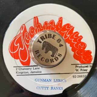 Cutty Ranks – Gunman Lyrics / Gunman Lyrics (Version)