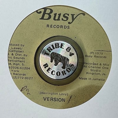 Barrington Levy - Looking My Love picture 2