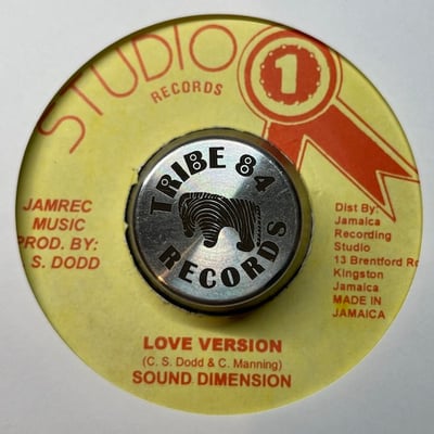 Carlton And The Shoes - Love Is All picture 2