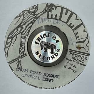 General Echo – Crossroad Square