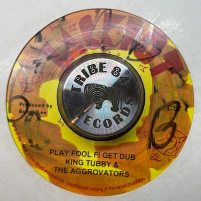Johnny Clarke, King Tubby, The Aggrovators - Play Fool Fi Get Wise picture 2