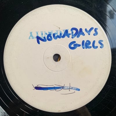 Red Dragon, Super Black - Hol A Fresh / Nowadays Girls picture 2