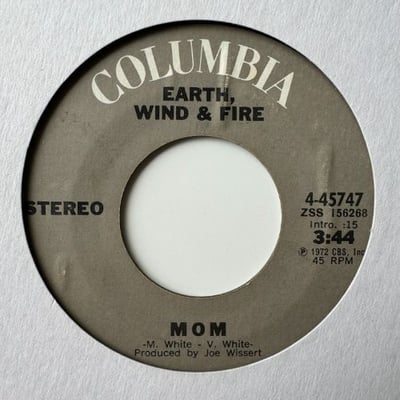 Earth, Wind & Fire - Mompicture