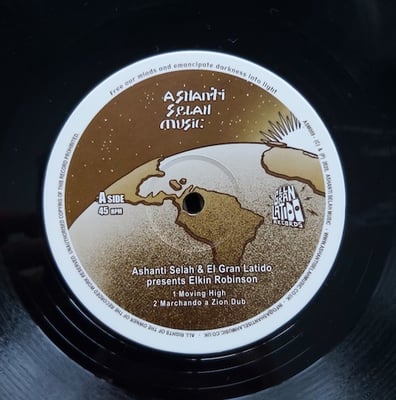 Elkin Robinson, Ashanti Selah, Tom Spirals - Moving High! picture 2