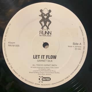 Garnett Silk – Let It Flow / Satisfaction