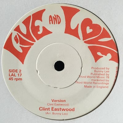 Clint Eastwood - Check 39 picture 2