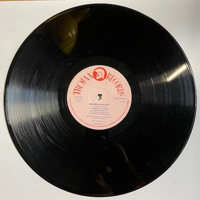 Linval Thompson - Negrea Love Dub picture 3