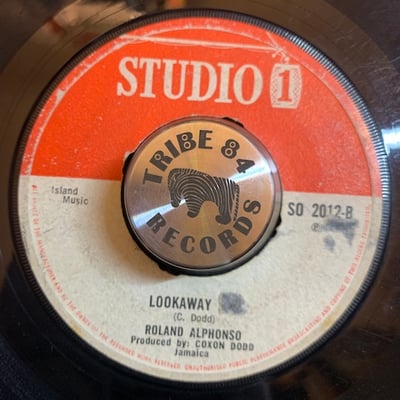 Ken Boothe, Roland Alphonso - Puppet On A String / Lookaway Ska picture 2