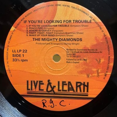 The Mighty Diamonds - Kouchie Vibes picture 3